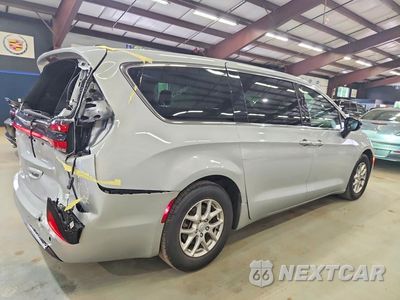 Trzecie zdjęcie samochodu z tyłu: 2026 CHRYSLER PACIFICA SELECT VIN:2C4RC1BG3TR180437 - miniatura