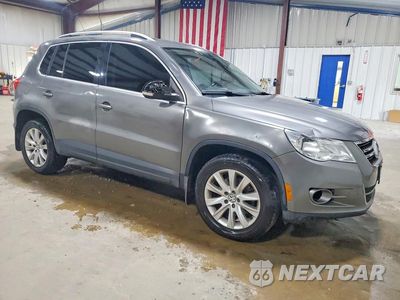 Czwarte zdjęcie samochodu z boku: 2009 VOLKSWAGEN TIGUAN SE VIN:WVGBV95N39W522968 - miniatura