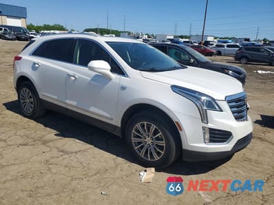 Czwarte zdjęcie samochodu z boku: 2018 CADILLAC XT5 LUXURY VIN:1GYKNCRS4JZ201343 - miniatura