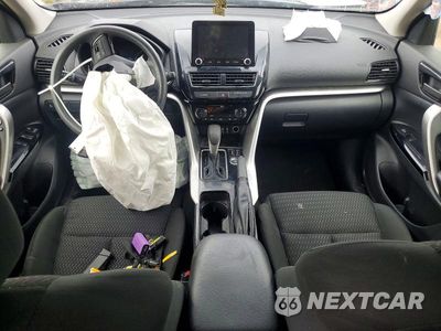Zdjęcie 8 z 13 samochodu: 2025 MITSUBISHI ECLIPSE CROSS LE VIN:JA4ATVAAXSZ009359 - miniatura