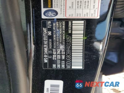 Zdjęcie 12 z 12 samochodu: 2017 MERCEDES-BENZ S 550 VIN:WDDUG8CB8HA313057 - miniatura