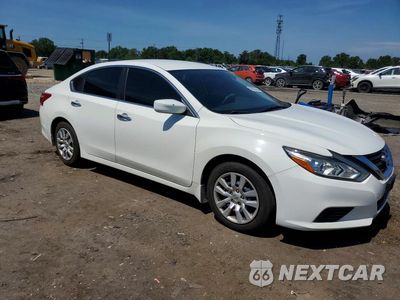Czwarte zdjęcie samochodu z boku: 2018 NISSAN ALTIMA 2.5 S VIN:1N4AL3AP9JC273128 - miniatura