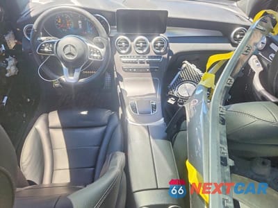 Zdjęcie 8 z 13 samochodu: 2021 MERCEDES-BENZ GLC 300 4MATIC VIN:W1N0G8EB4MF919323 - miniatura