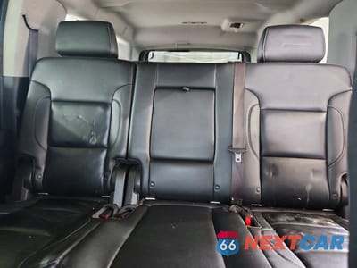 Zdjęcie 10 z 13 samochodu: 2017 CHEVROLET SUBURBAN K1500 LT VIN:1GNSKHKC5HR223934 - miniatura