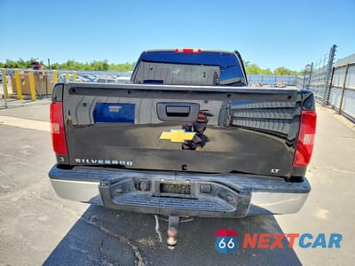 Zdjęcie 6 z 12 samochodu: 2013 CHEVROLET SILVERADO K1500 LT VIN:1GCRKSE75DZ269194 - miniatura