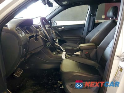 Zdjęcie 7 z 13 samochodu: 2021 VOLKSWAGEN TIGUAN SE VIN:3VV2B7AX1MM107280 - miniatura