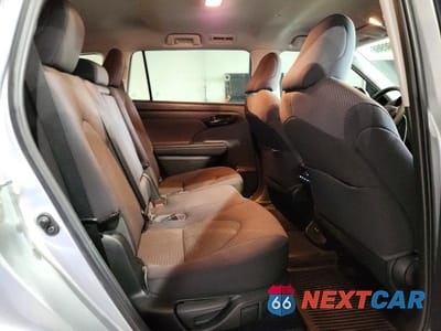 Zdjęcie 11 z 13 samochodu: 2021 TOYOTA HIGHLANDER L VIN:5TDCZRAH4MS531913 - miniatura
