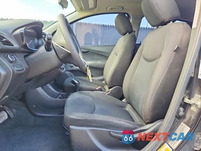 Zdjęcie 7 z 12 samochodu: 2019 CHEVROLET SPARK LS VIN:KL8CB6SA2KC819215 - miniatura