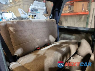 Zdjęcie 10 z 12 samochodu: 2002 JEEP WRANGLER / TJ X VIN:1J4FA39S72P708845 - miniatura