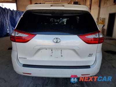 Zdjęcie 6 z 13 samochodu: 2015 TOYOTA SIENNA XLE PREMIUM 7-PASSENGER VIN:5TDDK3DC3FS101461 - miniatura