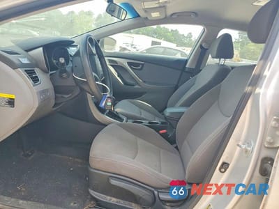 Zdjęcie 7 z 12 samochodu: 2014 HYUNDAI ELANTRA SE VIN:KMHDH4AE1EU147838 - miniatura