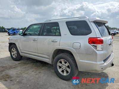 Drugie zdjęcie samochodu z przodu: 2010 TOYOTA 4RUNNER SR5 VIN:JTEZU5JR5A5000341 - miniatura