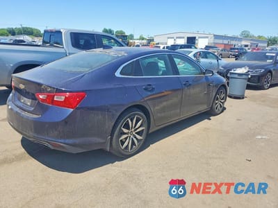 Trzecie zdjęcie samochodu z tyłu: 2016 CHEVROLET MALIBU LT VIN:1G1ZF5SX2GF358360 - miniatura