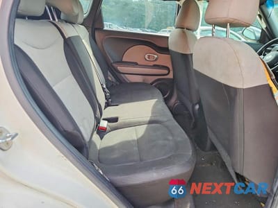 Zdjęcie 11 z 13 samochodu: 2018 KIA SOUL BASE VIN:KNDJN2A20J7618669 - miniatura