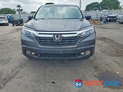Piąte zdjęcie samochodu w środku: 2018 HONDA RIDGELINE RTL VIN:5FPYK2F66JB002673 - miniatura