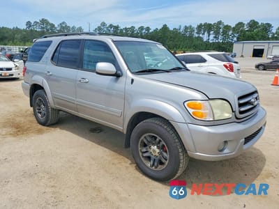 Czwarte zdjęcie samochodu z boku: 2004 TOYOTA SEQUOIA LIMITED VIN:5TDBT48A34S212947 - miniatura