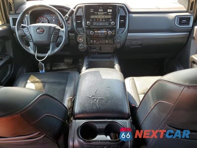 Zdjęcie 8 z 12 samochodu: 2021 NISSAN TITAN PRO-4X VIN:1N6AA1ED9MN513692 - miniatura