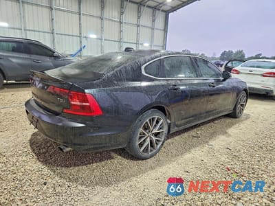 Trzecie zdjęcie samochodu z tyłu: 2018 VOLVO S90 T8 MOMENTUM VIN:LVY982MKXJP030342 - miniatura