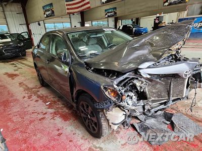 Czwarte zdjęcie samochodu z boku: 2013 TOYOTA COROLLA LE VIN:JTDBU4EE7DJ116899 - miniatura