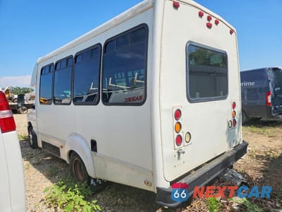 Trzecie zdjęcie samochodu z tyłu: 2008 FORD ECONOLINE E450 SUPER DUTY CUTAWAY VAN VIN:1FD4E45S98DB59684 - miniatura