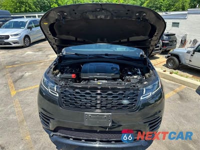 Piąte zdjęcie samochodu w środku: 2021 LAND ROVER RANGE ROVER VELAR R-DYNAMIC S VIN:SALYT2EX5MA311976 - miniatura