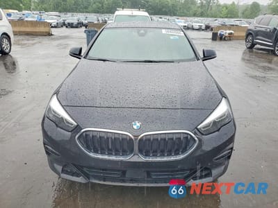 Piąte zdjęcie samochodu w środku: 2022 BMW 228I VIN:WBA53AK03N7K29042 - miniatura