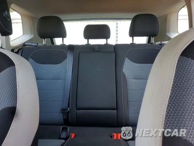 Zdjęcie 10 z 13 samochodu: 2025 VOLKSWAGEN TAOS S VIN:3VV8C7B20SM047757 - miniatura