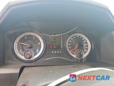 Zdjęcie 9 z 12 samochodu: 2015 RAM 3500 VIN:3C7WRTCL9FG592898 - miniatura