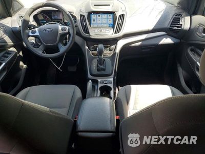 Zdjęcie 8 z 13 samochodu: 2016 FORD ESCAPE SE VIN:1FMCU9GX1GUB18968 - miniatura