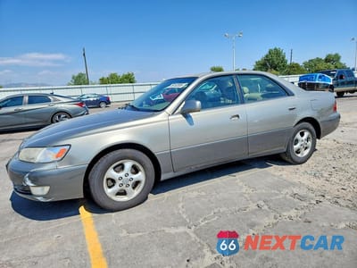 1997 LEXUS ES 300 JT8BF22G6V0004444 - główne zdjęcie licytacji z USA - miniatura