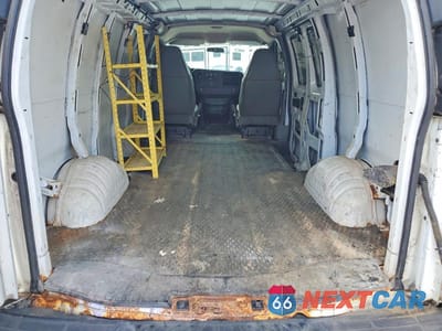 Zdjęcie 10 z 13 samochodu: 2008 GMC SAVANA G2500 VIN:1GTGG25C481235208 - miniatura