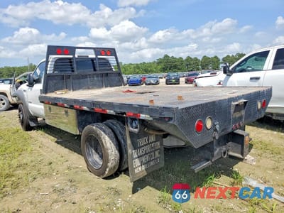 Drugie zdjęcie samochodu z przodu: 2005 FORD F450 SUPER - FLATBED VIN:1FDXF46P65EA16881 - miniatura