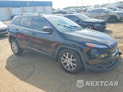 Czwarte zdjęcie samochodu z boku: 2017 JEEP CHEROKEE LATITUDE VIN:1C4PJLCB4HW573325 - miniatura