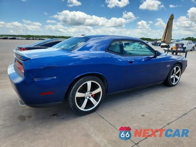 Trzecie zdjęcie samochodu z tyłu: 2011 DODGE CHALLENGER SRT-8 VIN:2B3CJ7DJ4BH505142 - miniatura