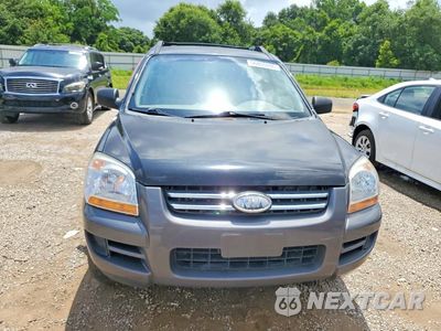 Piąte zdjęcie samochodu w środku: 2008 KIA SPORTAGE LX VIN:KNDJF724587528292 - miniatura