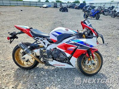 2014 HONDA CBR1000 S JH2SC5961EK300296 - główne zdjęcie licytacji z USA - miniatura