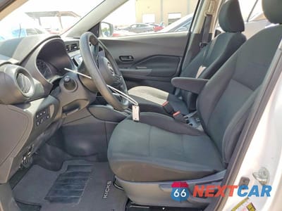 Zdjęcie 7 z 13 samochodu: 2024 NISSAN KICKS S VIN:3N1CP5BV0RL470630 - miniatura