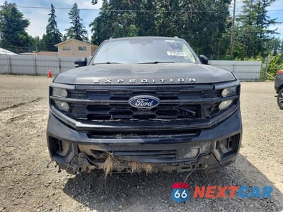 Piąte zdjęcie samochodu w środku: 2025 FORD EXPEDITION ACTIVE VIN:1FMJU1J80SEA26523 - miniatura