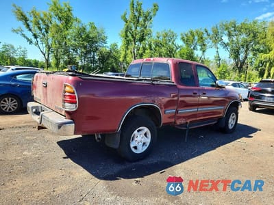 Trzecie zdjęcie samochodu z tyłu: 2000 TOYOTA TUNDRA SR5 VIN:5TBBT4415YS090550 - miniatura