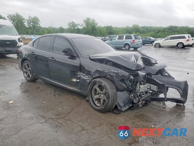 Czwarte zdjęcie samochodu z boku: 2018 ALFA ROMEO GIULIA Q4 VIN:ZARFAEDN3J7565884 - miniatura