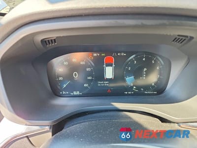 Zdjęcie 9 z 12 samochodu: 2020 VOLVO XC60 T5 MOMENTUM VIN:YV4102RK4L1580711 - miniatura