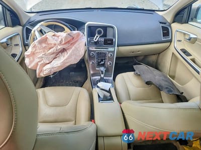 Zdjęcie 8 z 12 samochodu: 2016 VOLVO XC60 T6 PREMIER VIN:YV4902RKXG2788918 - miniatura