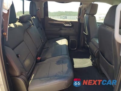 Zdjęcie 10 z 12 samochodu: 2025 CHEVROLET SILVERADO K1500 LT VIN:1GCPKDEKXSZ195601 - miniatura