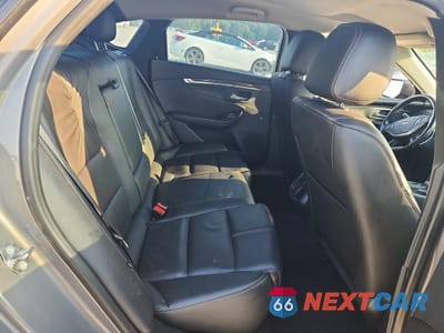 Zdjęcie 10 z 12 samochodu: 2018 CHEVROLET IMPALA LT VIN:2G1105S36J9177936 - miniatura