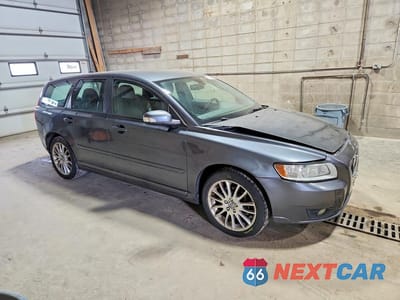 Czwarte zdjęcie samochodu z boku: 2010 VOLVO V50 2.4I VIN:YV1382MW3A2533962 - miniatura