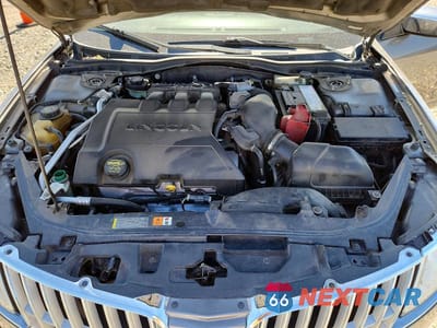 Zdjęcie 11 z 12 samochodu: 2010 LINCOLN MKZ VIN:3LNHL2JC1AR613532 - miniatura
