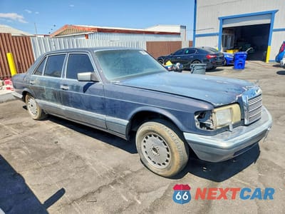 Czwarte zdjęcie samochodu z boku: 1986 MERCEDES-BENZ 420 SEL VIN:WDBCA35D7GA210198 - miniatura