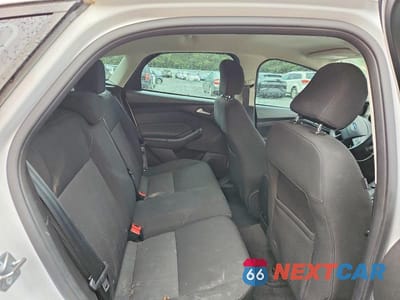 Zdjęcie 10 z 12 samochodu: 2017 FORD FOCUS SE VIN:1FADP3K2XHL326918 - miniatura