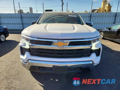 Piąte zdjęcie samochodu w środku: 2023 CHEVROLET SILVERADO K1500 LT-L VIN:3GCPDKEK1PG255707 - miniatura