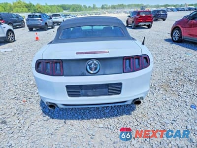 Zdjęcie 6 z 12 samochodu: 2014 FORD MUSTANG VIN:1ZVBP8EM2E5208418 - miniatura